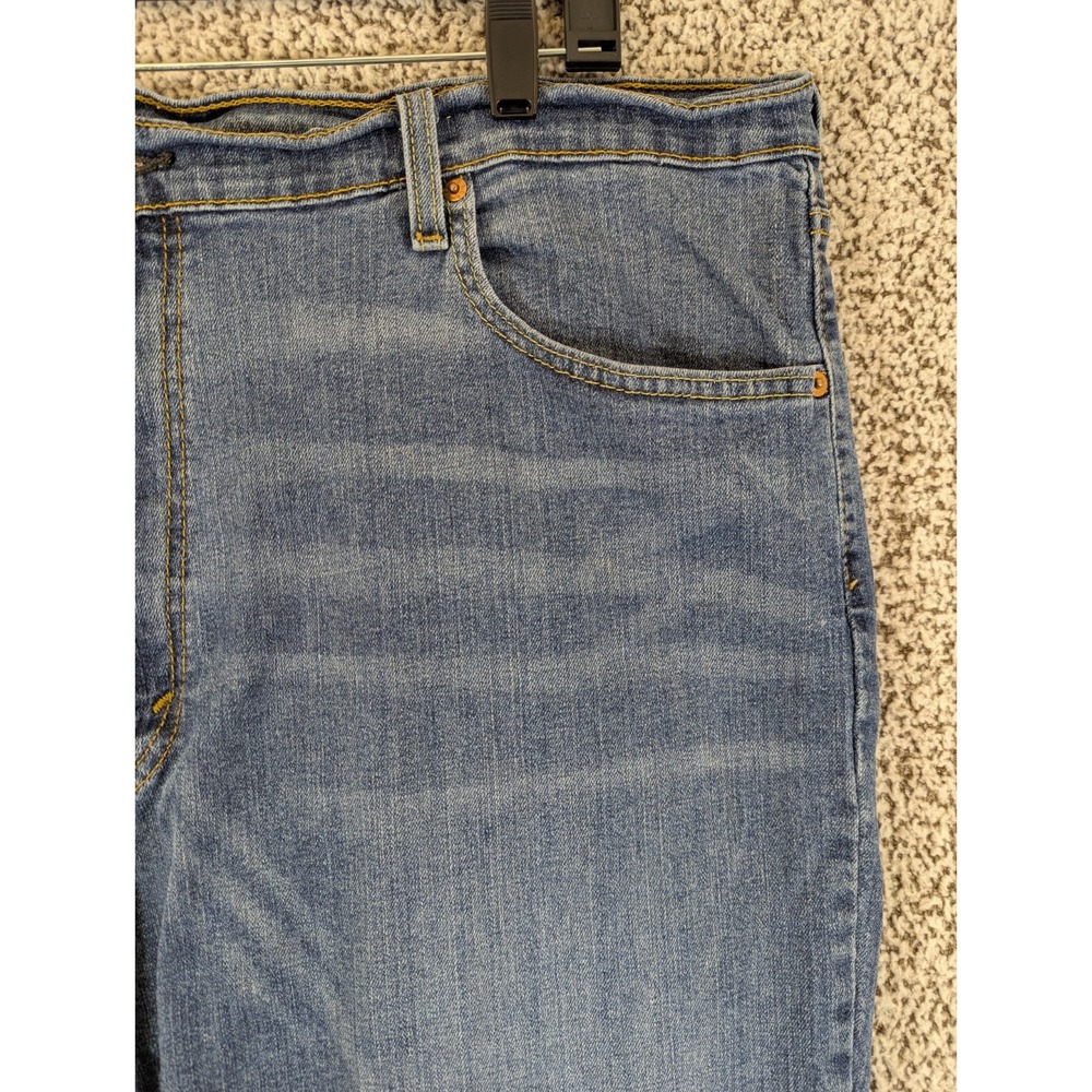 Levis 559 Men's Jeans Size 42x28 (Tag 44x30) Blue Distressed Worn Denim - Picture 4 of 12